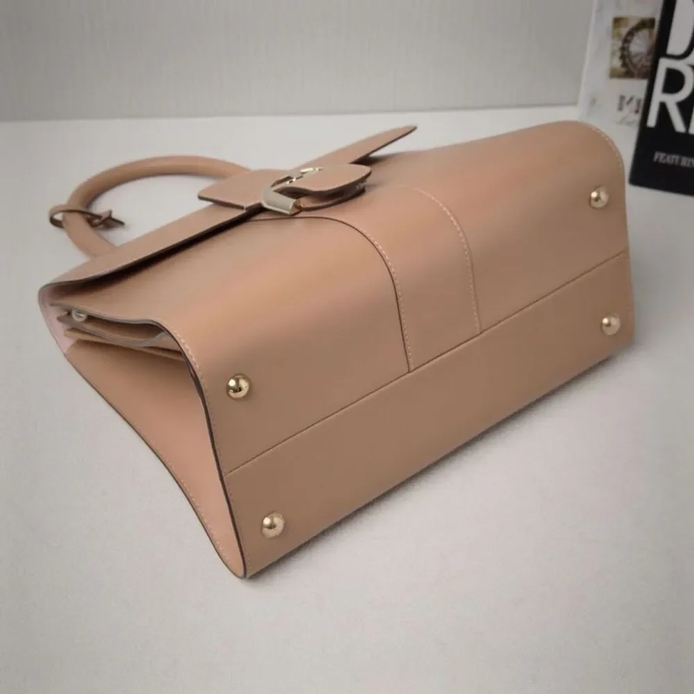 Louis Vuitton Women Pre-Loved Bag Very Good Condition